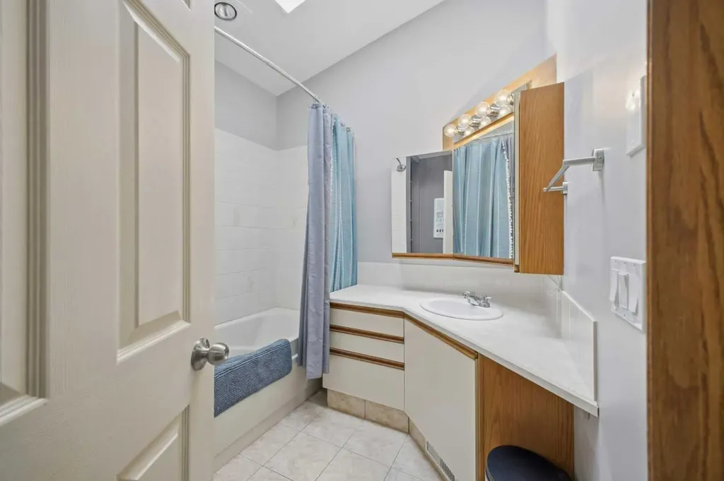 14 Windsor Crescent Penhold AB T0M1R0