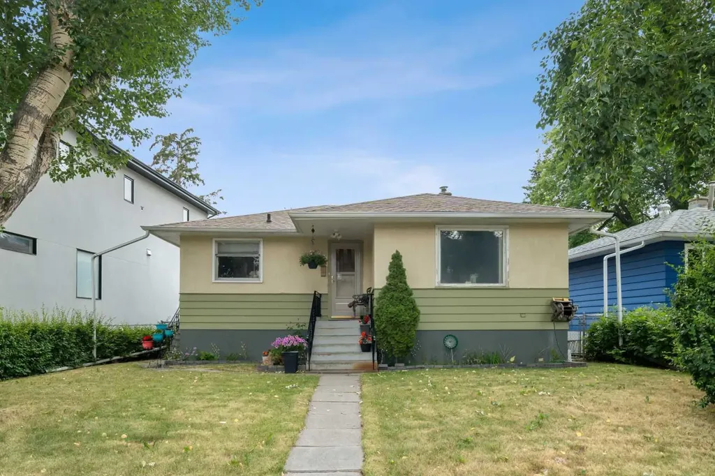 2029 Mountview Crescent NE Calgary AB T2E 5N4