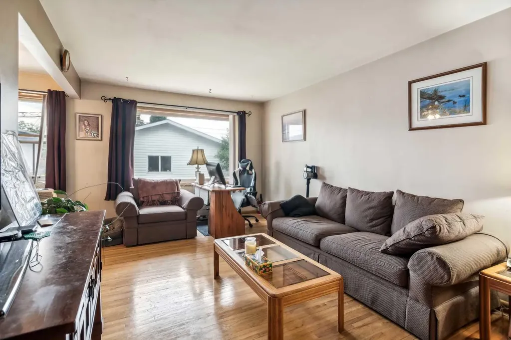 2029 Mountview Crescent NE Calgary AB T2E 5N4
