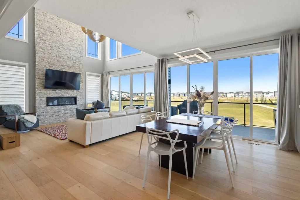 52 Evansfield Manor NW Calgary AB T3P 1J9
