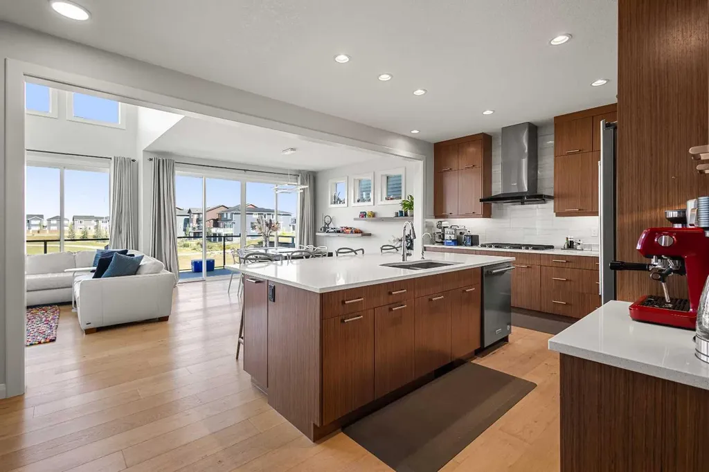 52 Evansfield Manor NW Calgary AB T3P 1J9