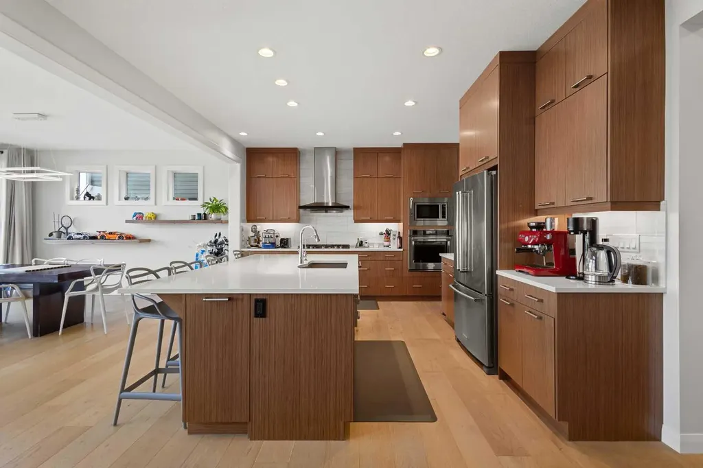 52 Evansfield Manor NW Calgary AB T3P 1J9