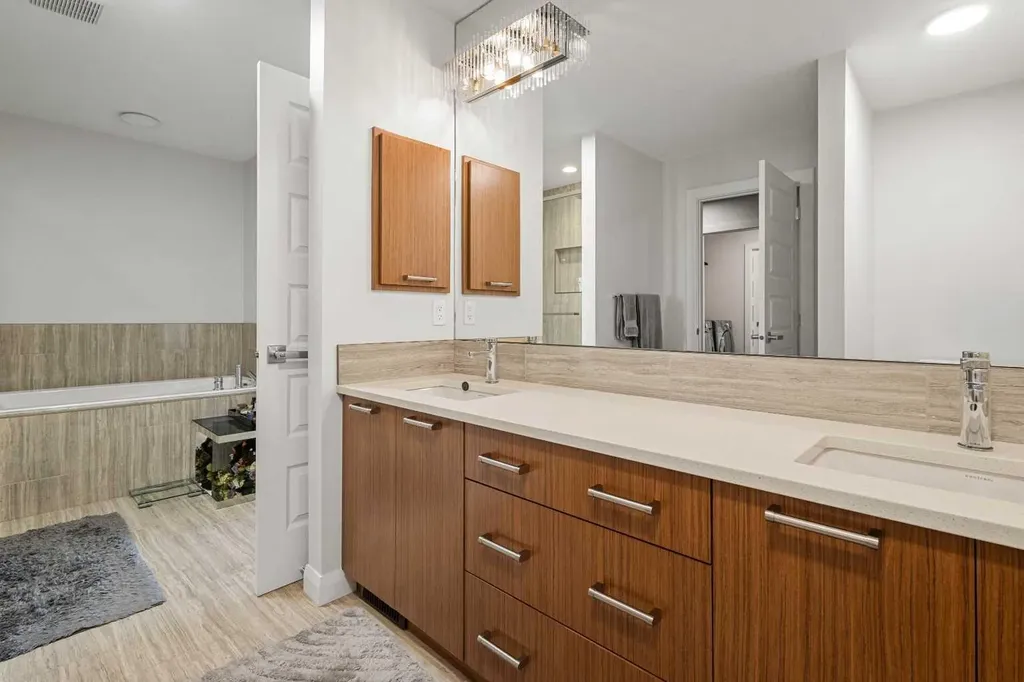 52 Evansfield Manor NW Calgary AB T3P 1J9