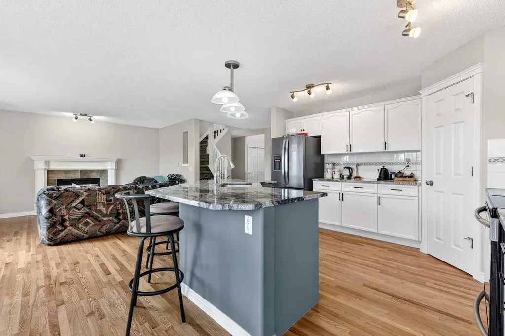 99 Evansmeade Crescent NW Calgary AB T3P 1B9