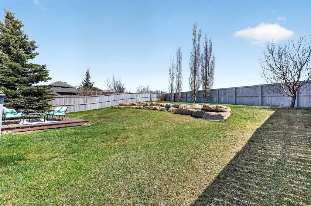 99 Evansmeade Crescent NW Calgary AB T3P 1B9