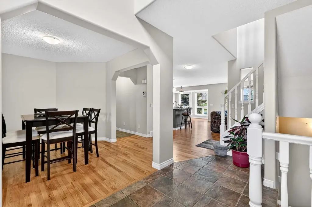99 Evansmeade Crescent NW Calgary AB T3P 1B9