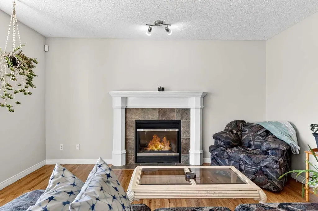 99 Evansmeade Crescent NW Calgary AB T3P 1B9