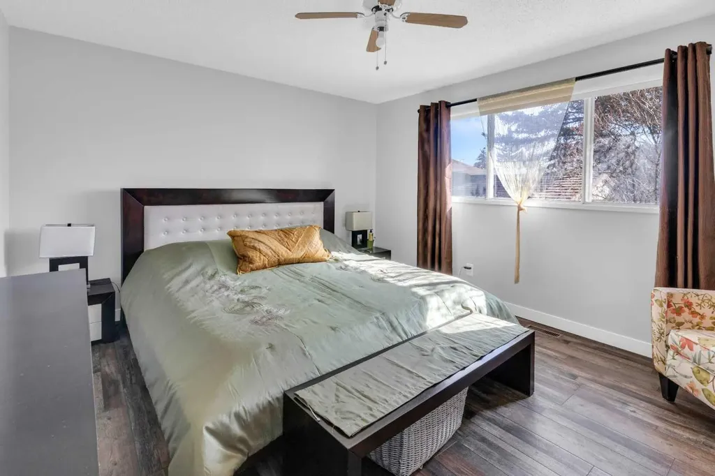 549 Rundleville Place NE Calgary AB T1Y2T5