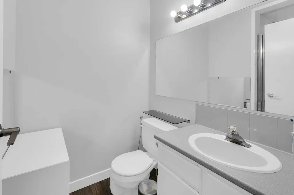 549 Rundleville Place NE Calgary AB T1Y2T5