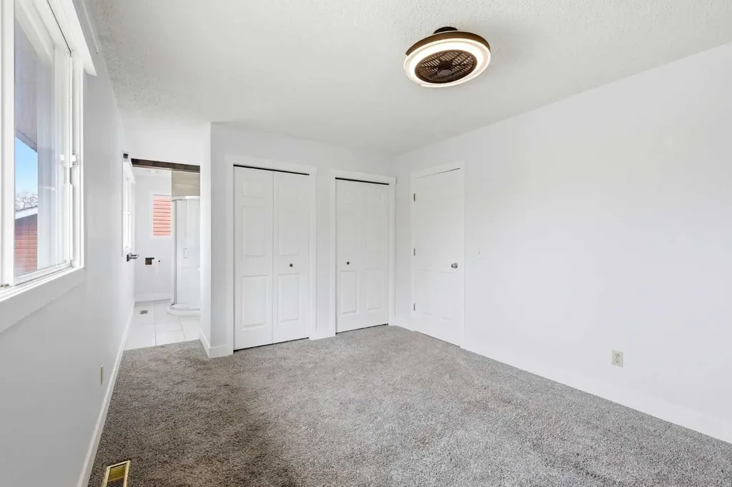 1240 Meadowbrook Drive SE Airdrie AB T4A 1W5