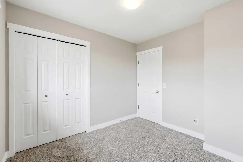 1240 Meadowbrook Drive SE Airdrie AB T4A 1W5