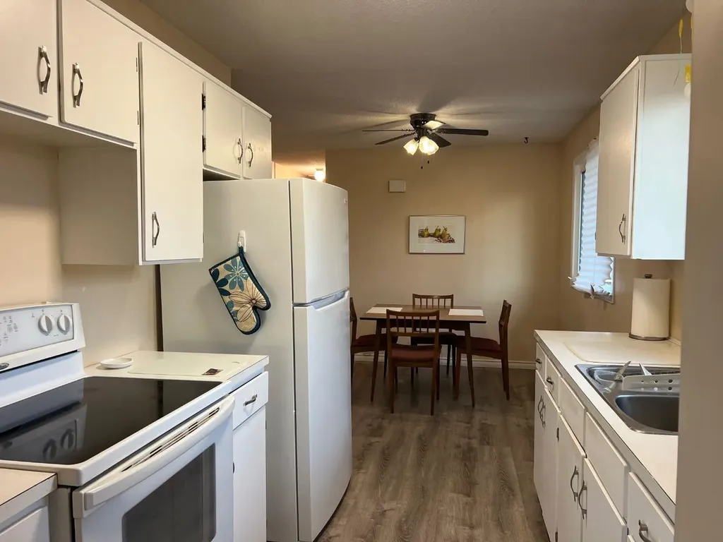 599 3 Avenue W Drumheller AB T0J0Y3