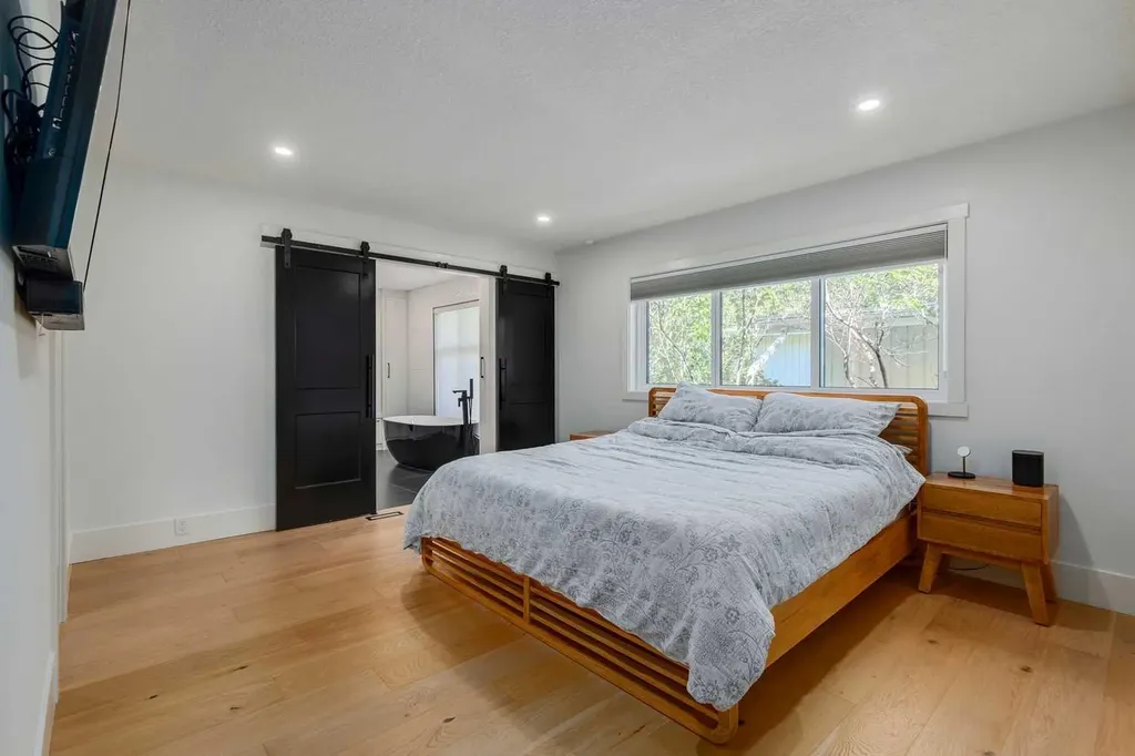 1206 Varsity Estates Road NW Calgary AB T3B2X2
