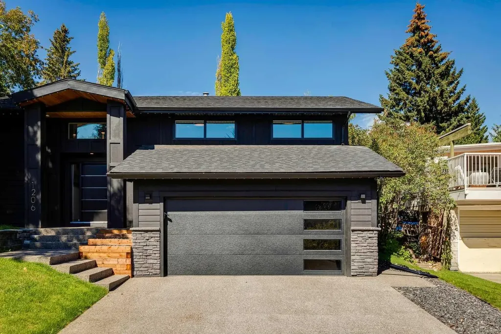 1206 Varsity Estates Road NW Calgary AB T3B2X2