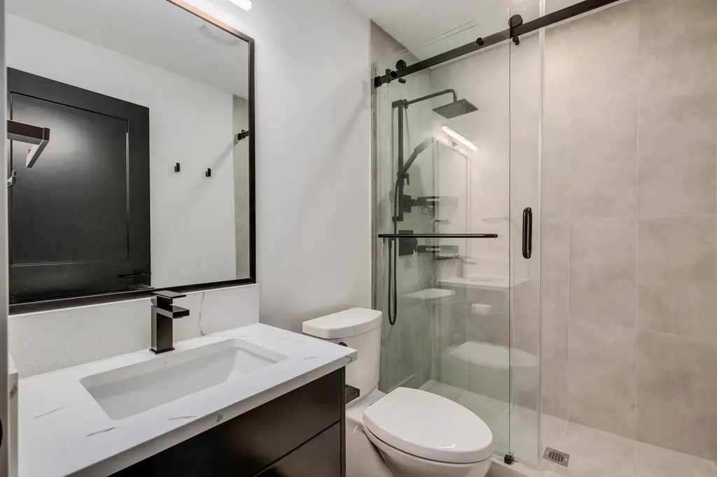 1206 Varsity Estates Road NW Calgary AB T3B2X2