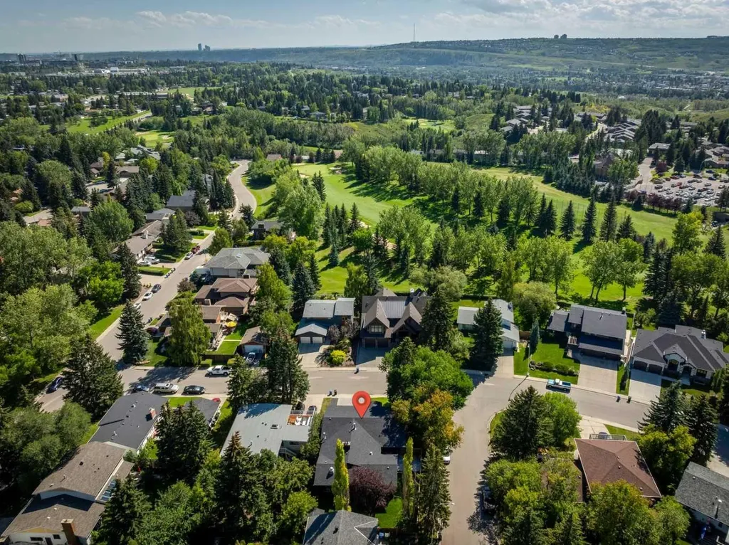 1206 Varsity Estates Road NW Calgary AB T3B2X2