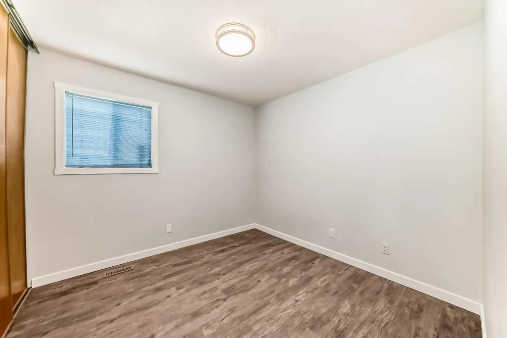 11323 Coventry Boulevard NE Calgary AB t3k 4a4