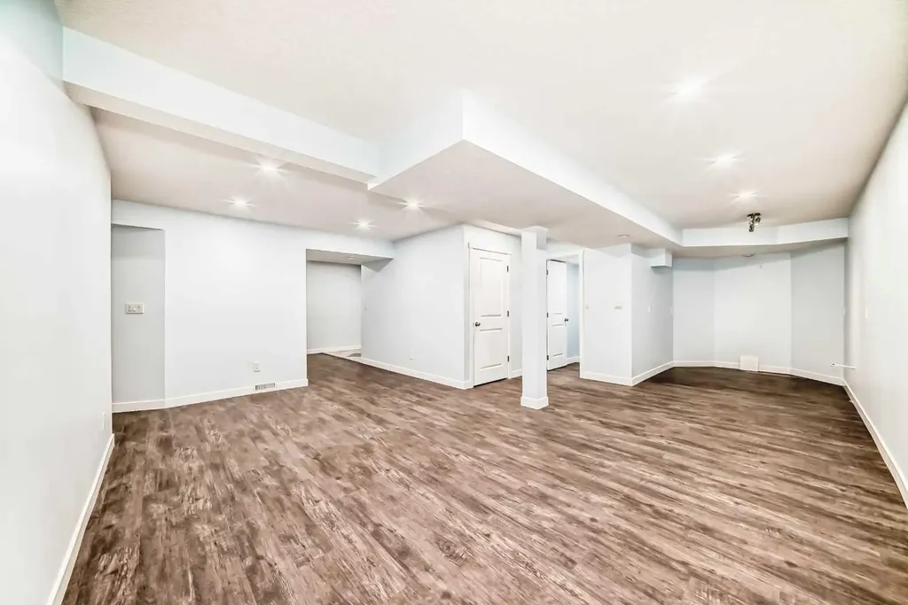 11323 Coventry Boulevard NE Calgary AB t3k 4a4