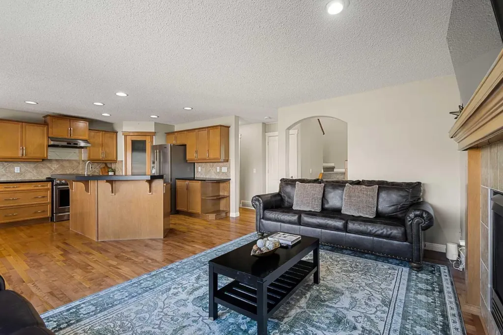 92 Covehaven Terrace NE Calgary AB T3K0B2