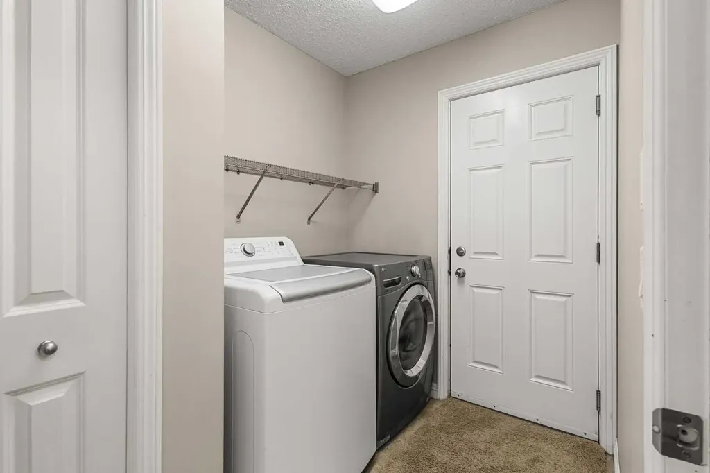 92 Covehaven Terrace NE Calgary AB T3K0B2