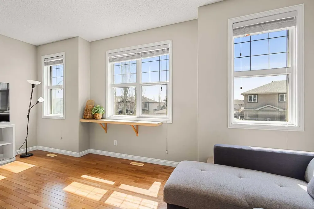 92 Covehaven Terrace NE Calgary AB T3K0B2