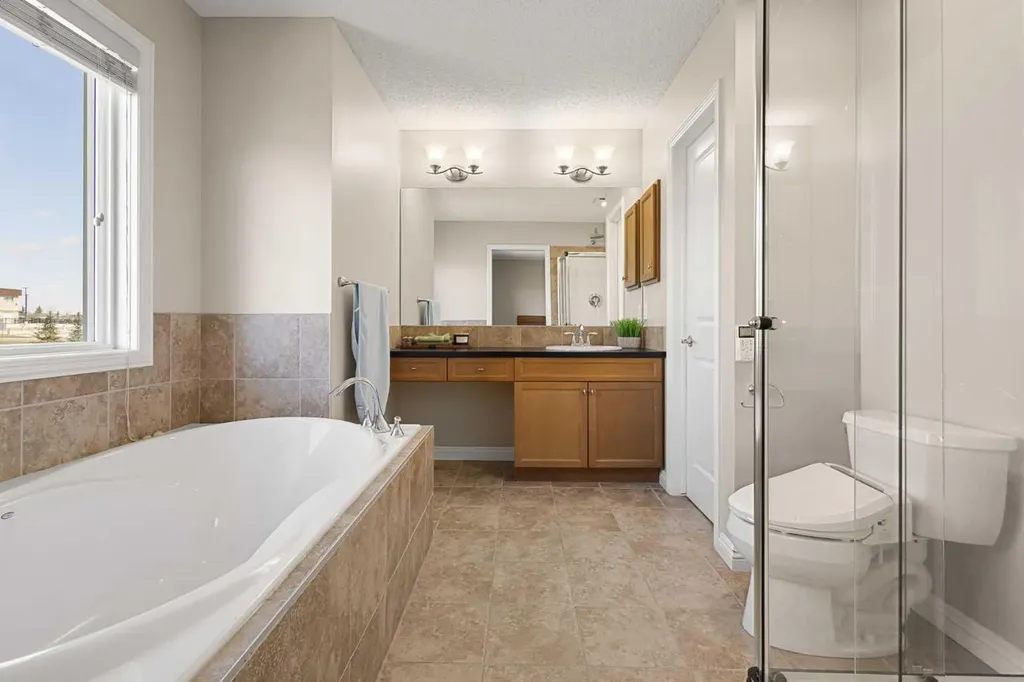 92 Covehaven Terrace NE Calgary AB T3K0B2