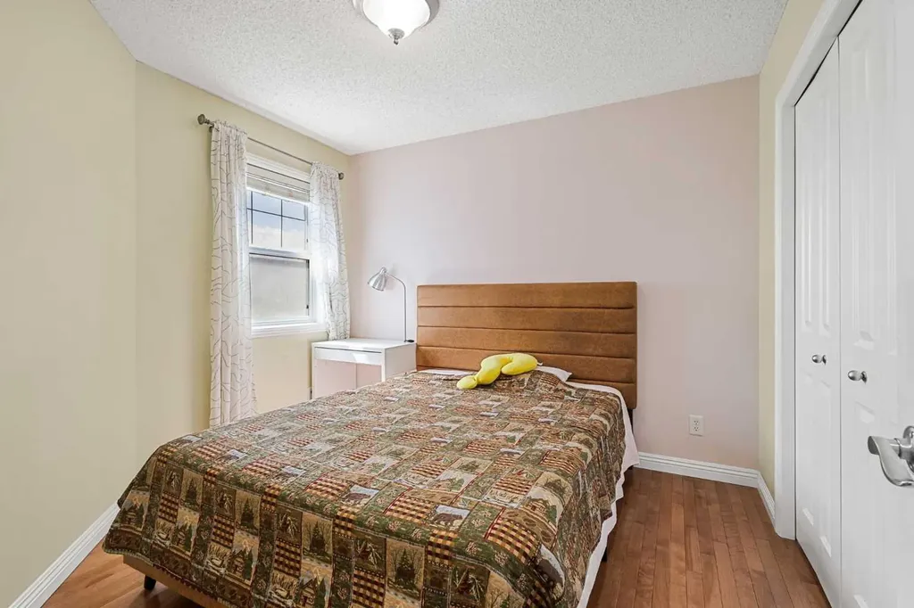92 Covehaven Terrace NE Calgary AB T3K0B2