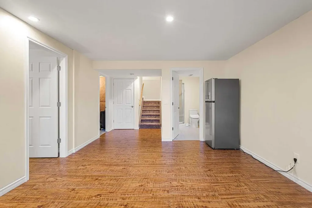 92 Covehaven Terrace NE Calgary AB T3K0B2