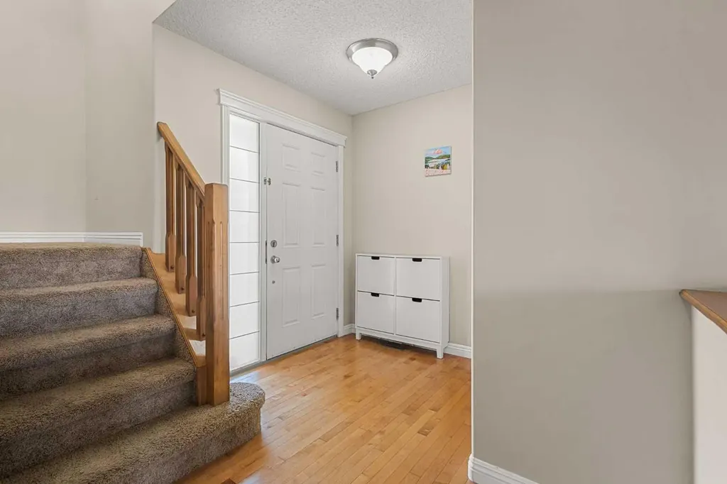 92 Covehaven Terrace NE Calgary AB T3K0B2