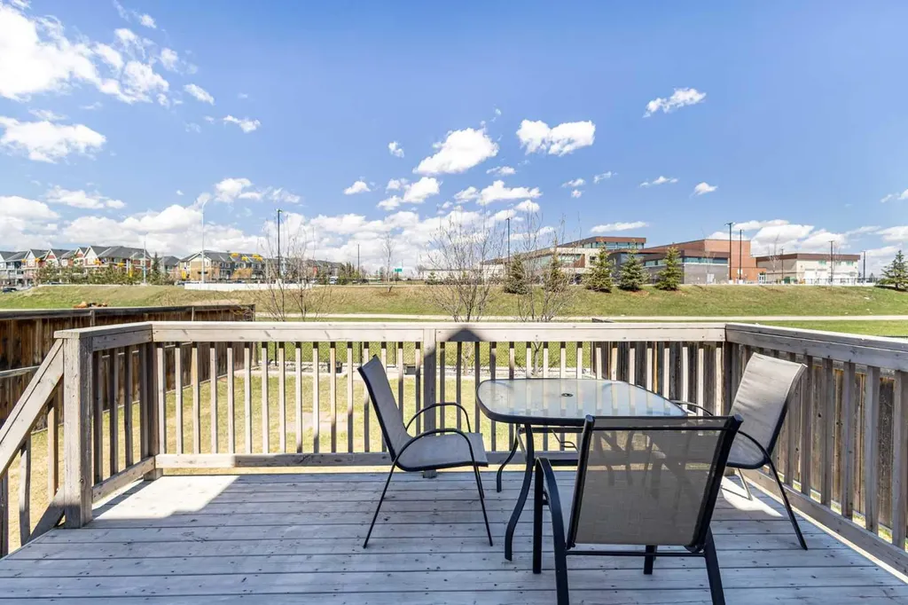 92 Covehaven Terrace NE Calgary AB T3K0B2