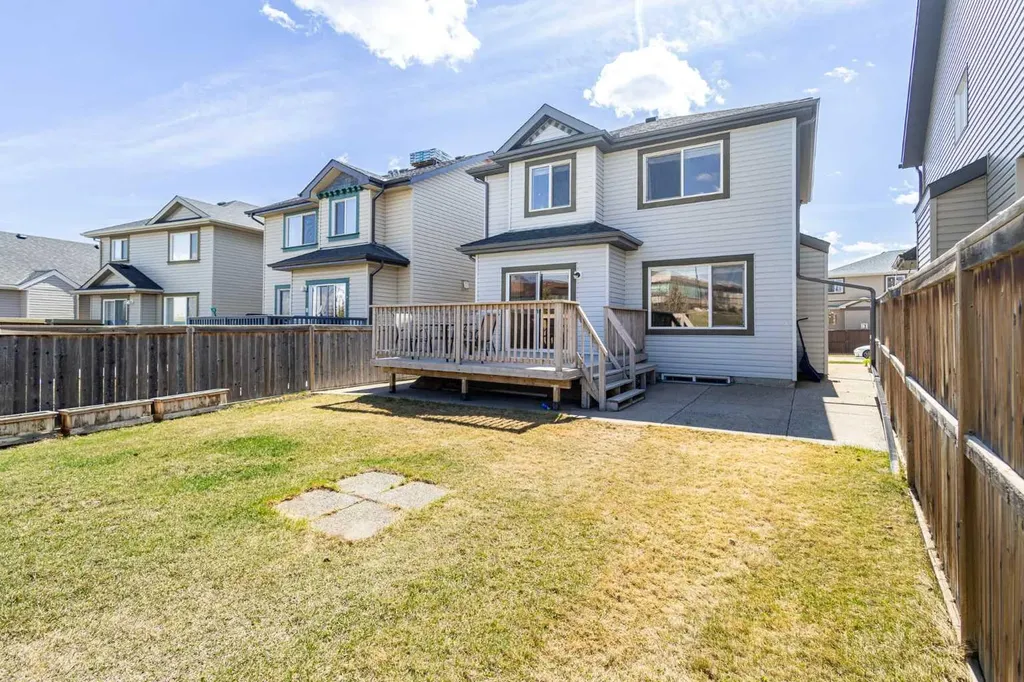 92 Covehaven Terrace NE Calgary AB T3K0B2