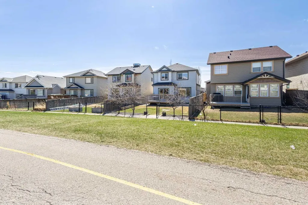 92 Covehaven Terrace NE Calgary AB T3K0B2