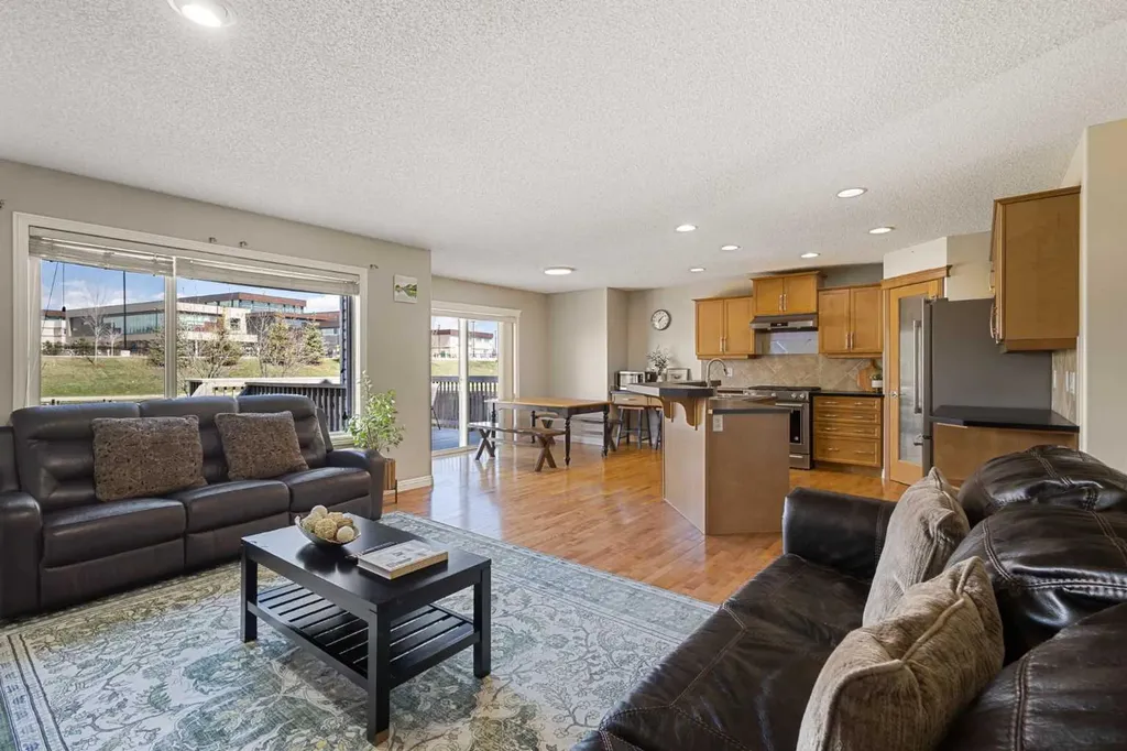 92 Covehaven Terrace NE Calgary AB T3K0B2