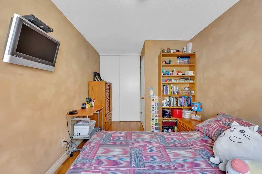 189 Applemead Close SE Calgary AB T2A 7S6
