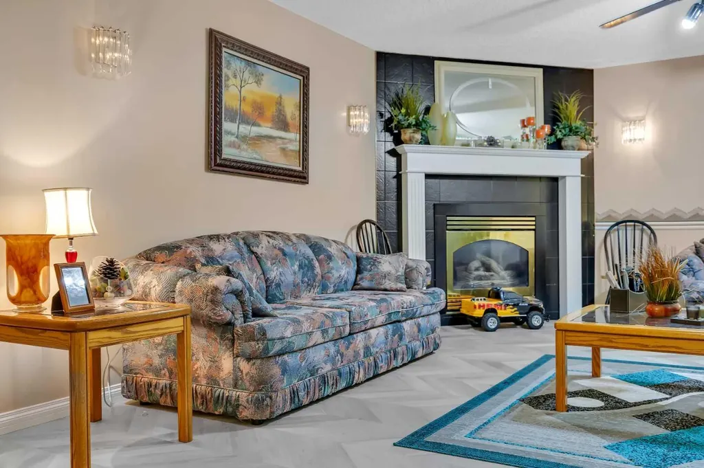 189 Applemead Close SE Calgary AB T2A 7S6