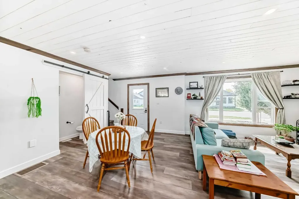 207 Milnes Street Nobleford Street Nobleford AB T0L1S0