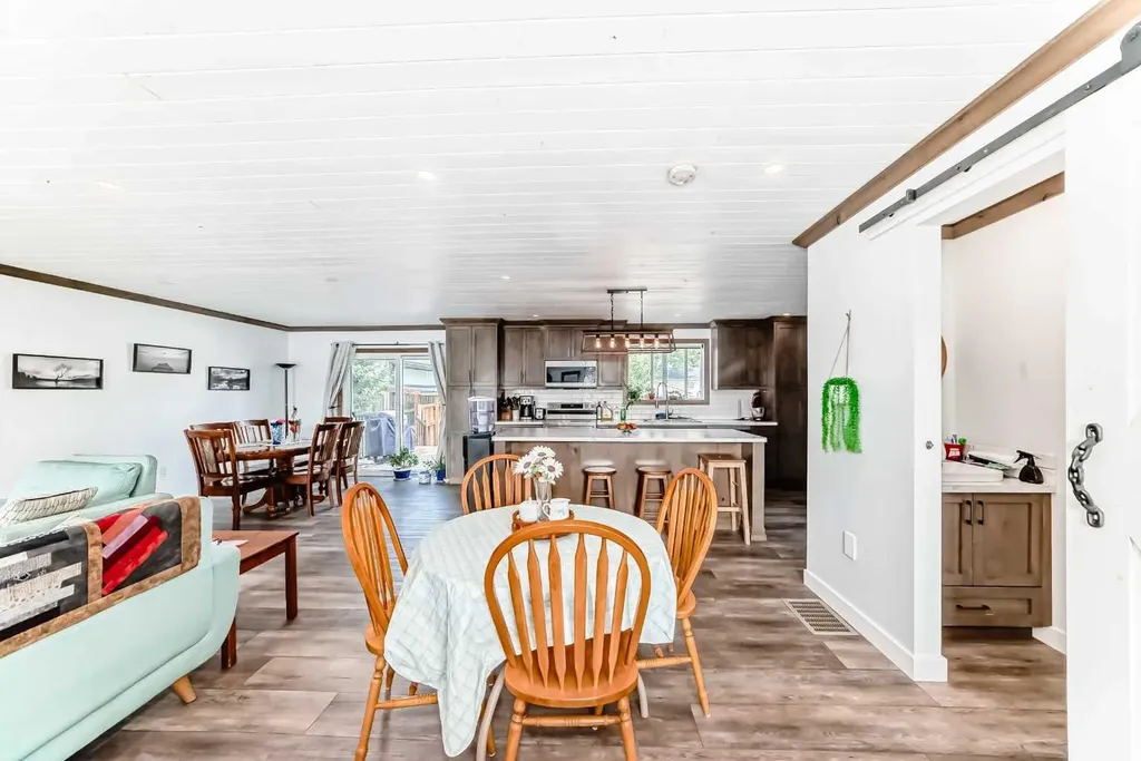 207 Milnes Street Nobleford Street Nobleford AB T0L1S0