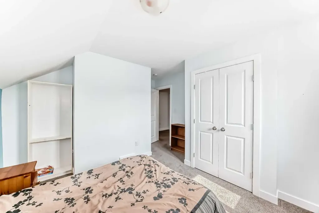 207 Milnes Street Nobleford Street Nobleford AB T0L1S0