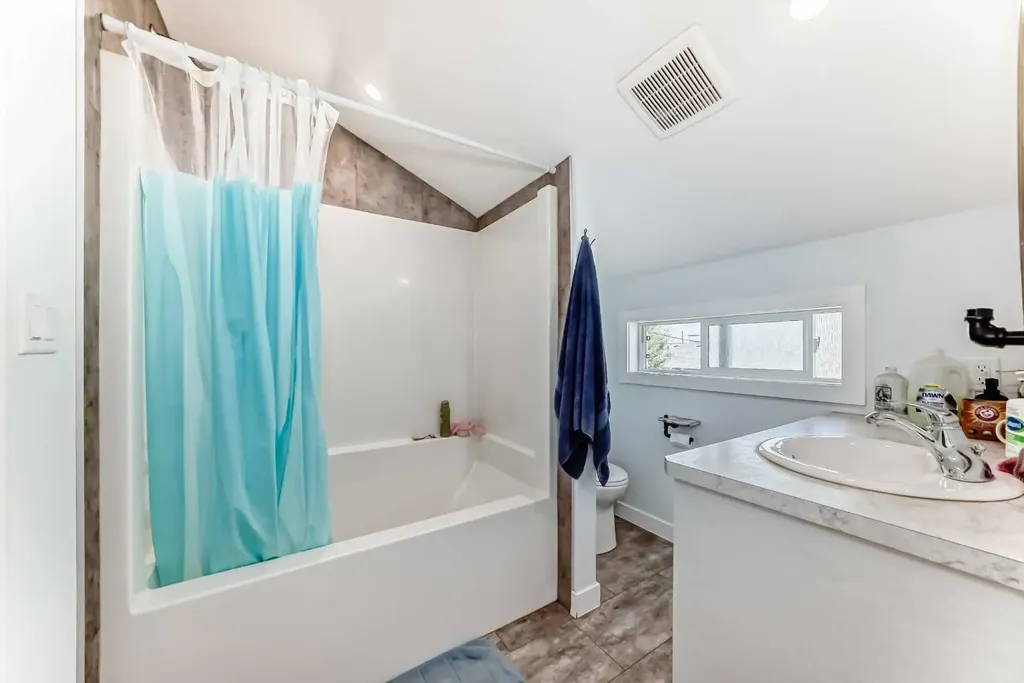207 Milnes Street Nobleford Street Nobleford AB T0L1S0