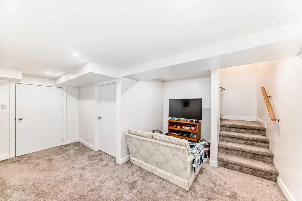 207 Milnes Street Nobleford Street Nobleford AB T0L1S0