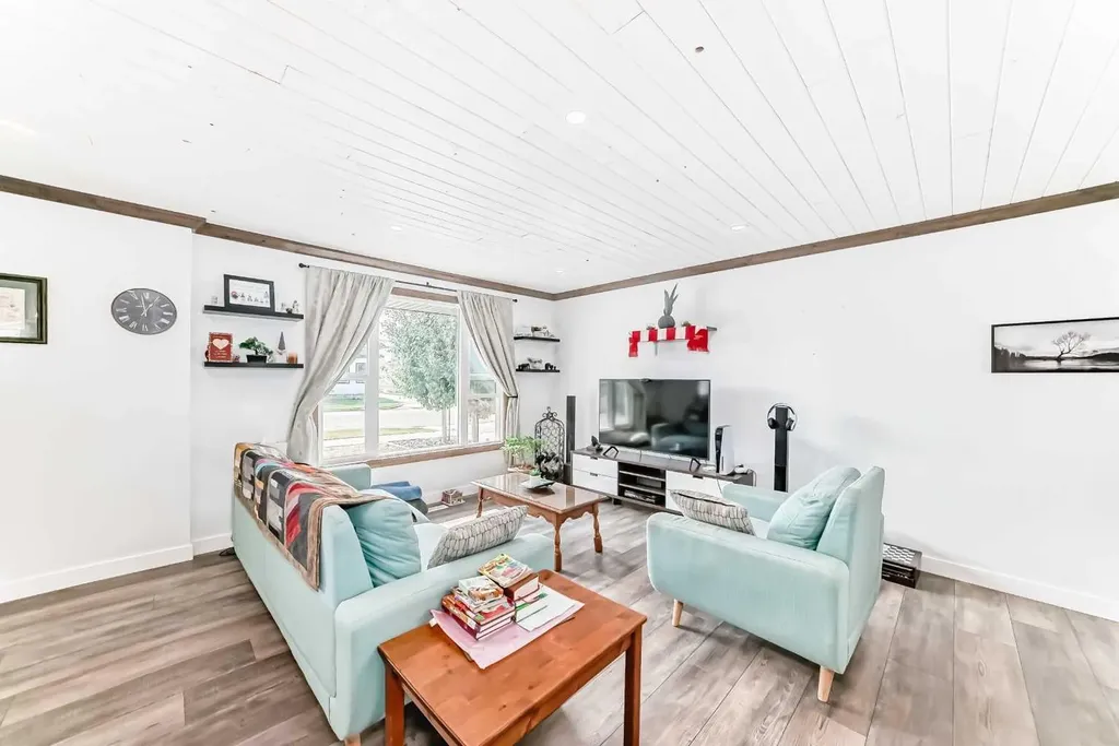 207 Milnes Street Nobleford Street Nobleford AB T0L1S0