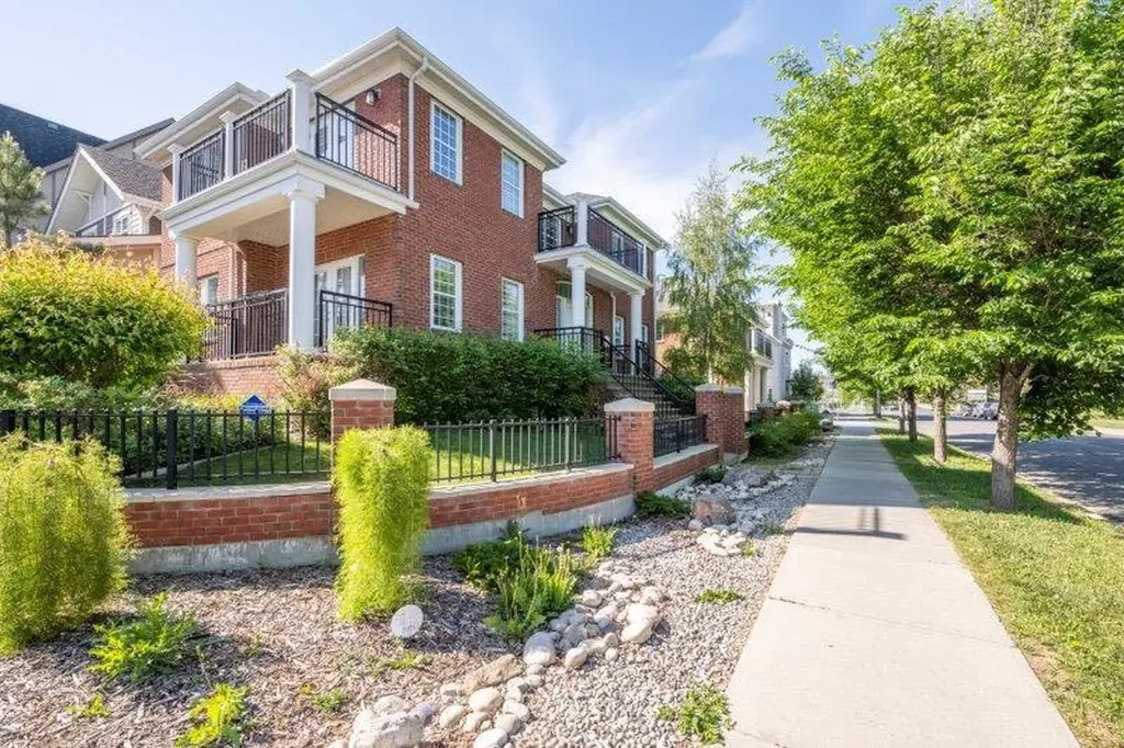 1 Murmansk Way SW Calgary AB T3E 7A8