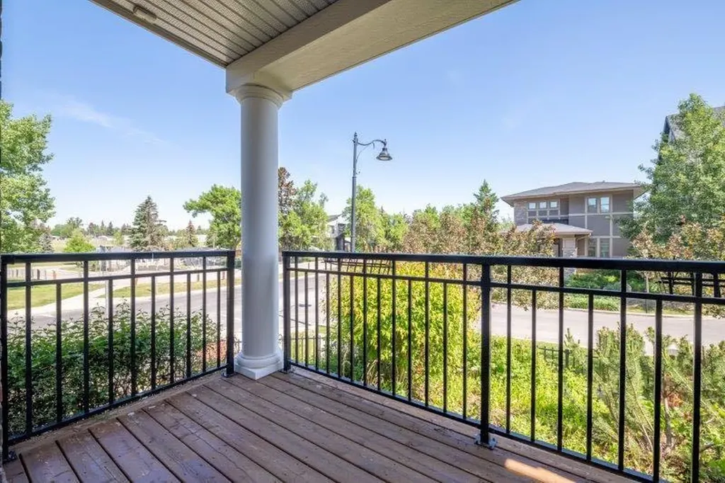 1 Murmansk Way SW Calgary AB T3E 7A8