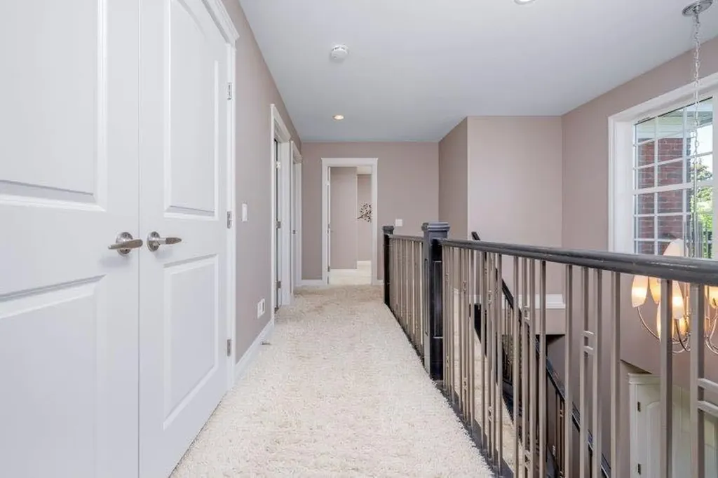 1 Murmansk Way SW Calgary AB T3E 7A8