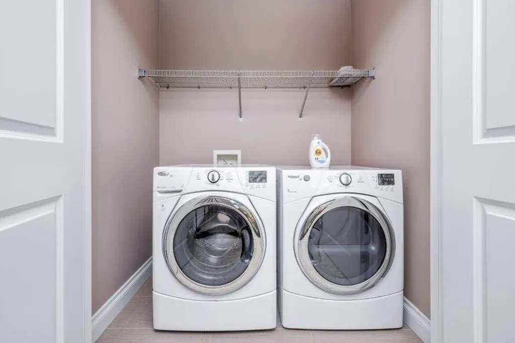 1 Murmansk Way SW Calgary AB T3E 7A8