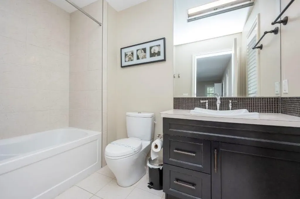 1 Murmansk Way SW Calgary AB T3E 7A8
