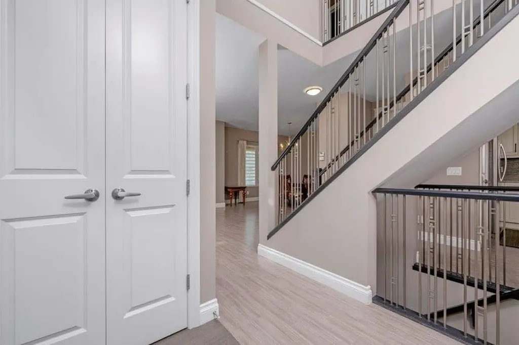 1 Murmansk Way SW Calgary AB T3E 7A8