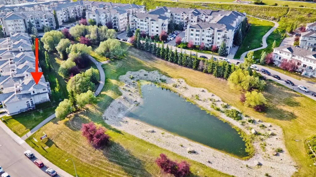 406 Rocky Vista Gardens NW Calgary AB T3G 5V1