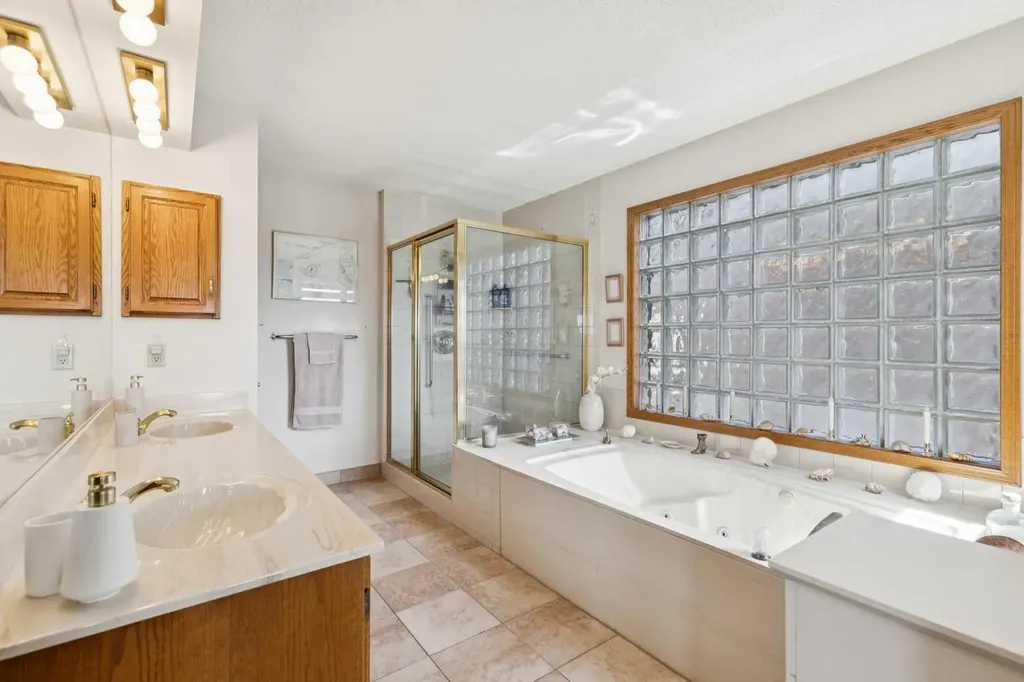 55 Edenstone View NW Calgary AB T3A 4T4