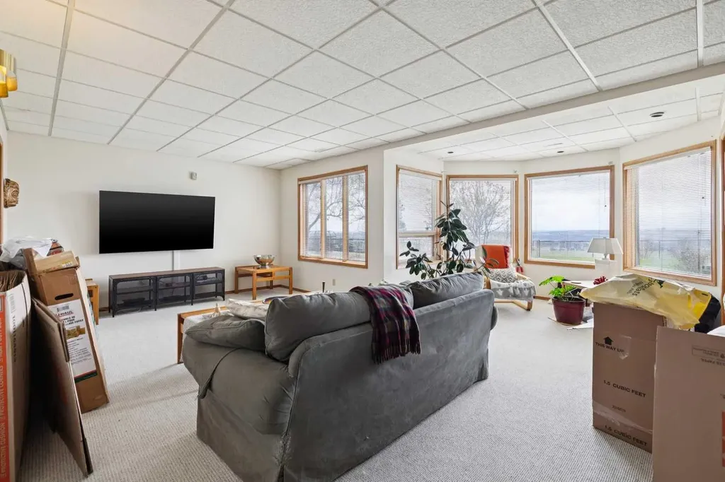 55 Edenstone View NW Calgary AB T3A 4T4